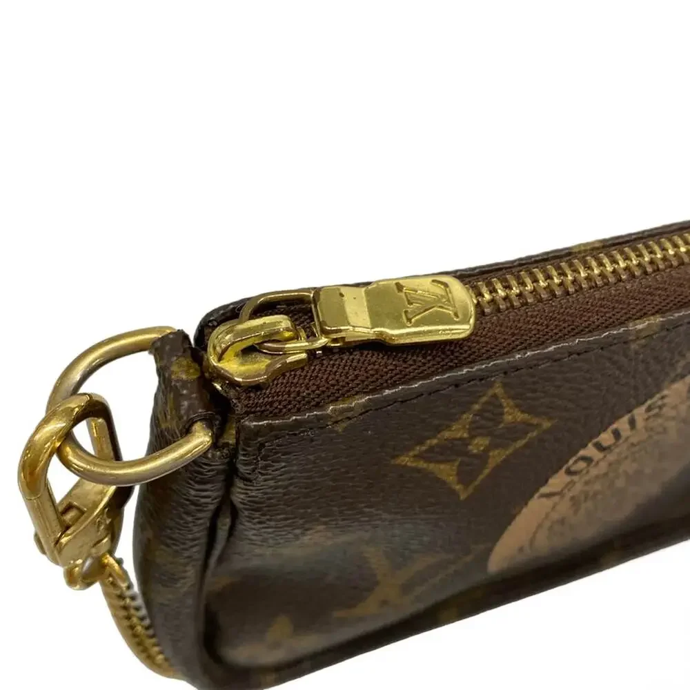 Louis Vuitton Mini Pochette Accessoir T & B Handbag M60153